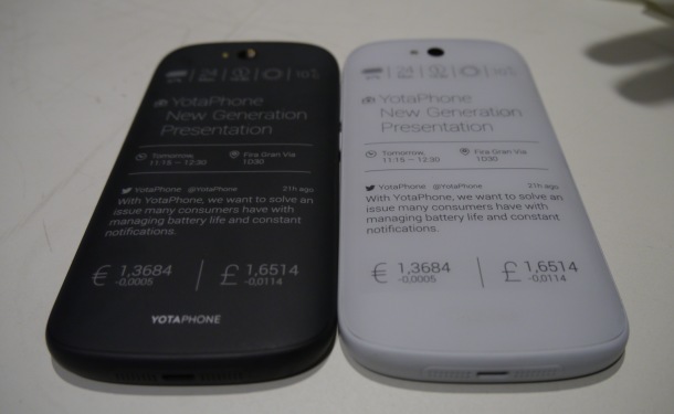 YotaPhone 2: lo smartphone doubleface!